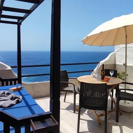 Front-row Atlantic - Unwind With Sunset Views