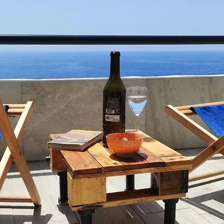 Apartment Front-row Atlantic - Unwind With Sunset Views