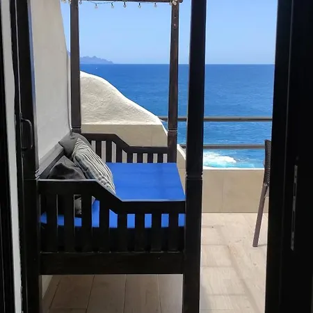 Front-row Atlantic - Unwind With Sunset Views Apartment *